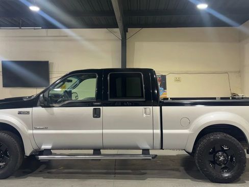 Used 2004 Ford F250 XLT AWD/4WD image 8