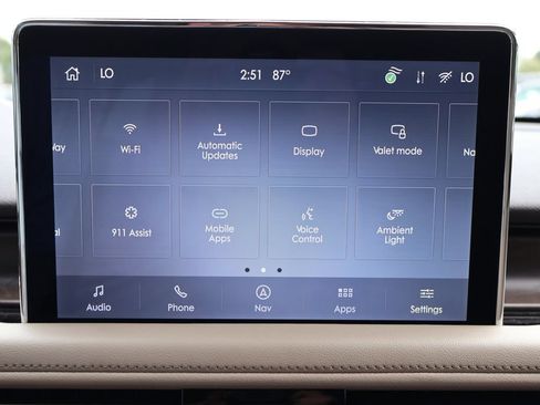 Used 2023 Lincoln Aviator Reserve w/ Equipment Group 201A AWD/4WD image 12
