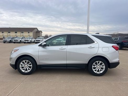 Used 2018 Chevrolet Equinox LT image 6