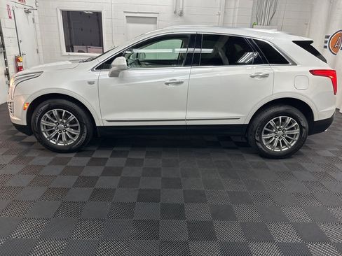 Used 2017 Cadillac XT5 Luxury w/ Driver Awareness Package image 6