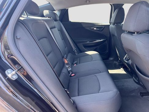 Used 2025 Chevrolet Malibu LT FWD image 25
