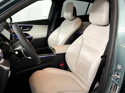 New 2025 Mercedes-Benz GLC 300 4MATIC image 14