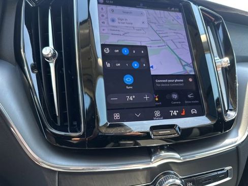 Certified 2023 Volvo XC60 B5 Core w/ Climate Package AWD/4WD image 30