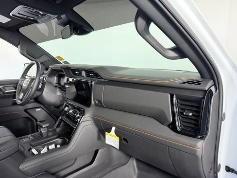 Used 2026 GMC Sierra 1500 AT4 image 28