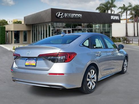 Used 2023 Honda Civic LX image 3