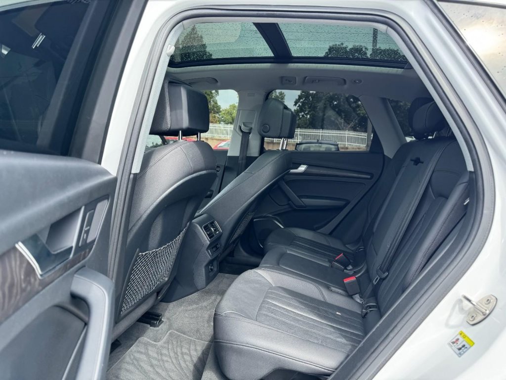 Used 2018 Audi Q5 2.0T Premium Plus w/ Premium Plus Package AWD/4WD image 10