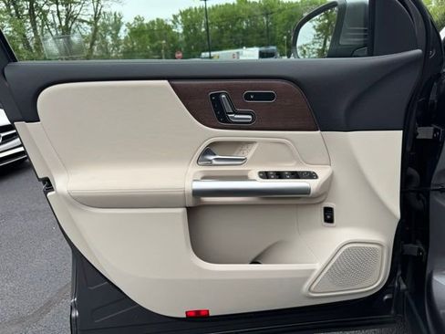 Certified 2023 Mercedes-Benz GLA 250 4MATIC image 19