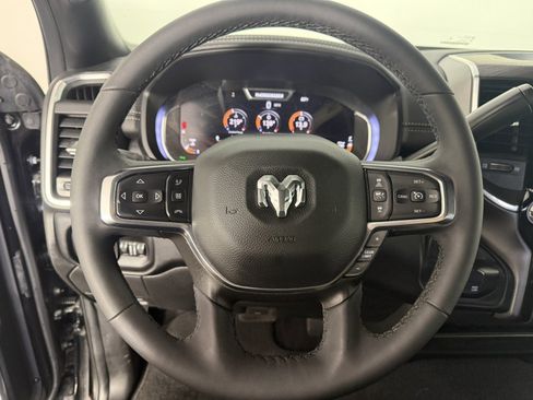 Used 2026 RAM 2500 Laramie AWD/4WD image 21