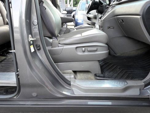 Used 2014 Honda Odyssey Touring Elite image 44