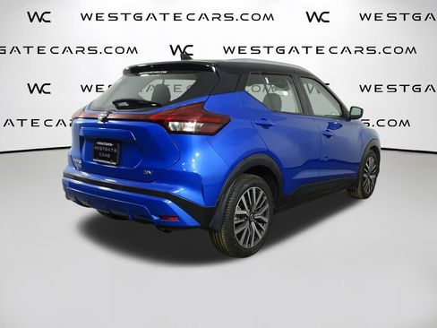 Used 2023 Nissan Kicks SV image 41