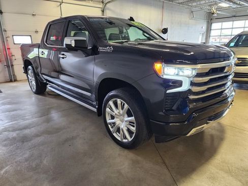 Certified 2024 Chevrolet Silverado 1500 High Country AWD/4WD image 5