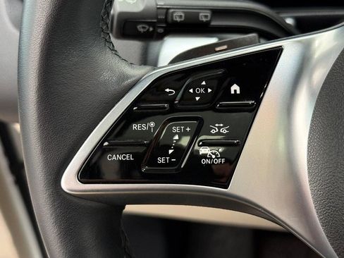 Certified 2024 Mercedes-Benz GLB 250 4MATIC image 14