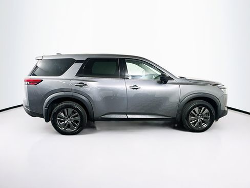 Used 2024 Nissan Pathfinder S AWD/4WD image 10