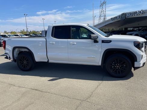 New 2026 GMC Sierra 1500 Elevation image 4