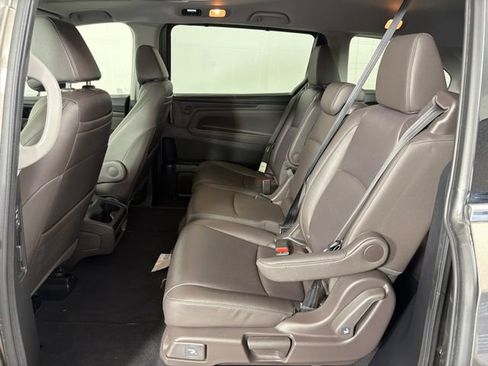 Used 2019 Honda Odyssey Elite image 17