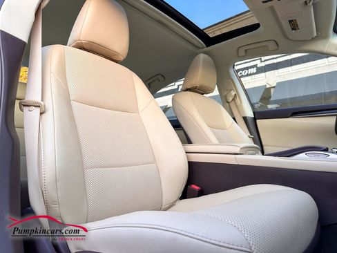 Used 2018 Lexus ES 350 w/ Navigation System Package image 17