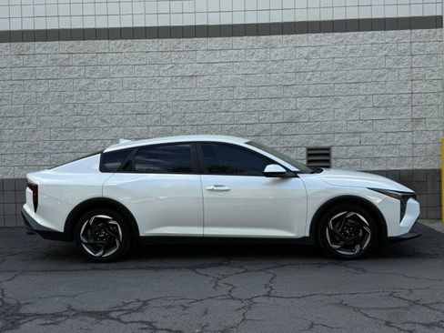 Used 2025 Kia K4 EX FWD image 17