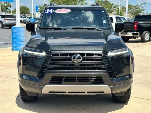 Used 2024 Lexus GX 550 image 2