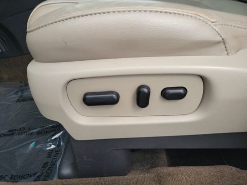 Used 2013 Ford Explorer XLT FWD image 15