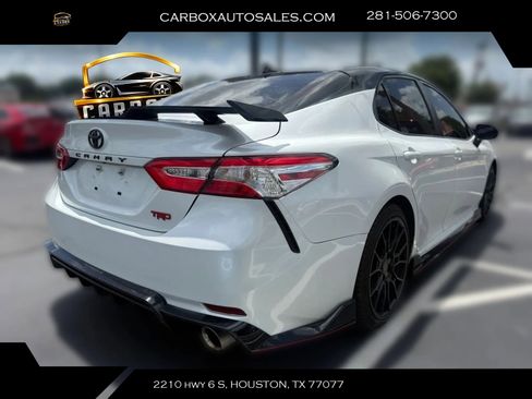 Used 2020 Toyota Camry TRD FWD image 5