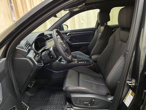 Used 2025 Audi Q3 2.0T Premium Plus w/ Premium Plus Package image 18