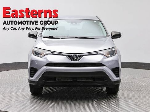 Used 2018 Toyota RAV4 LE w/ All Weather Liner Package FWD image 2
