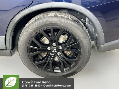Used 2019 Mitsubishi Outlander LE FWD image 32
