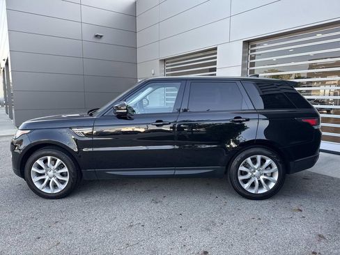 Used 2017 Land Rover Range Rover Sport HSE AWD/4WD image 4