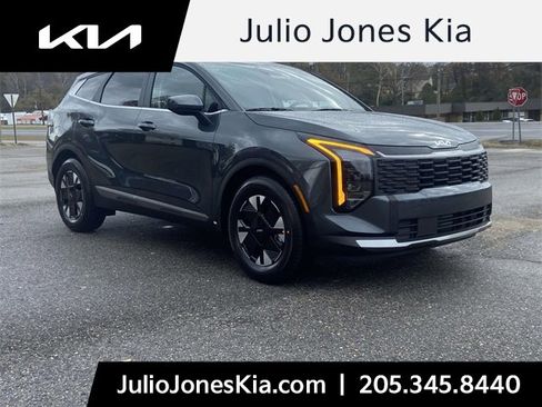 New 2026 Kia Sportage LX image 1