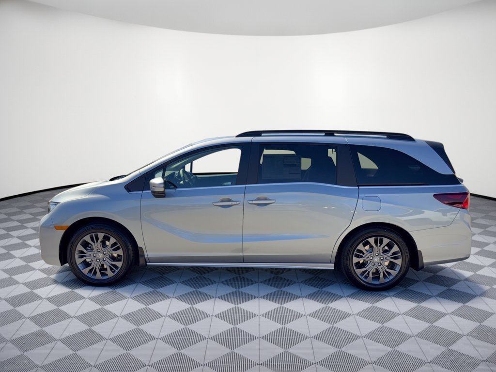 New 2027 Honda Odyssey Touring image 2