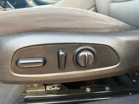 Used 2020 Chevrolet Malibu LT image 19