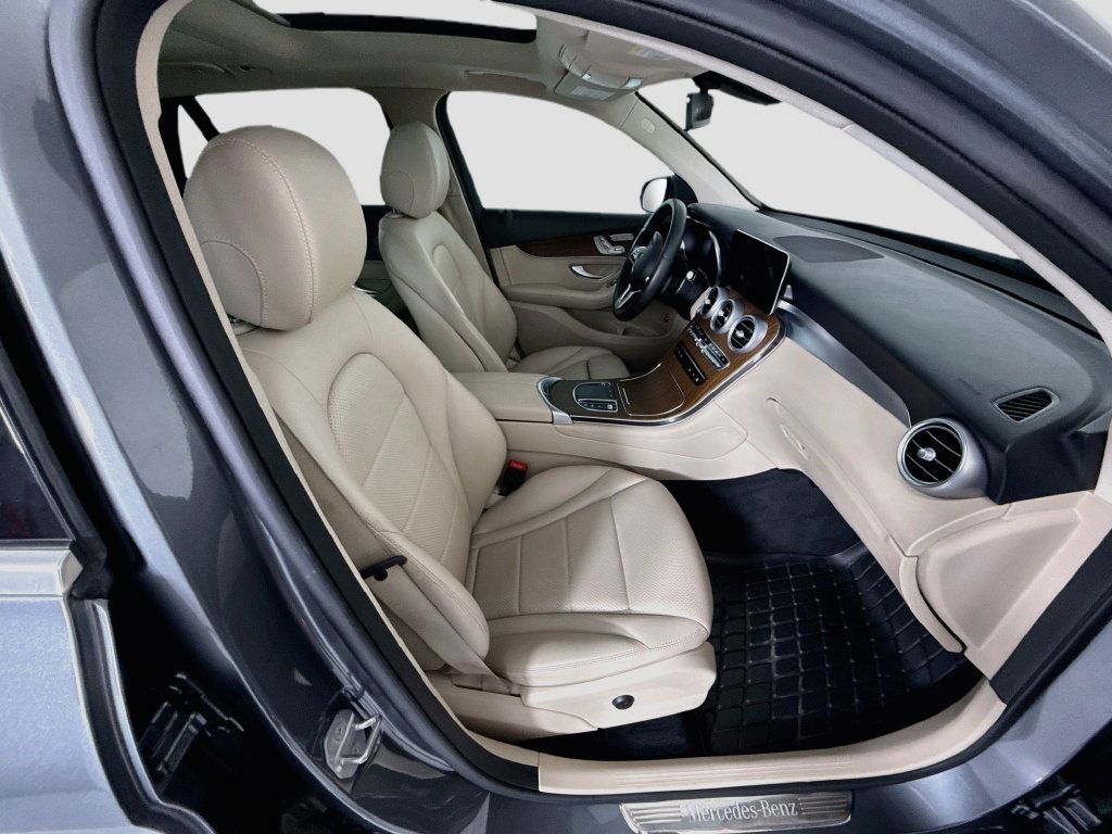 Certified 2021 Mercedes-Benz GLC 300 4MATIC image 20