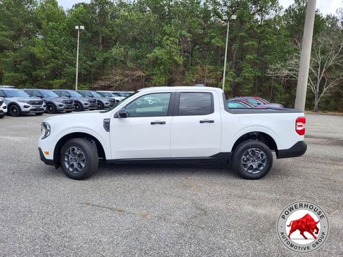 New 2026 Ford Maverick XLT w/ XLT Luxury Package FWD image 3
