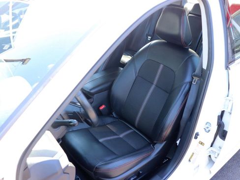 Used 2024 Nissan Altima 2.5 SR FWD image 11