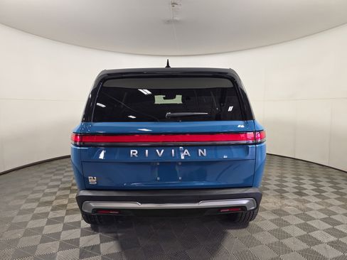 Used 2022 Rivian R1S Launch Edition AWD/4WD image 4