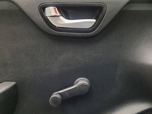 Used 2018 Kia Rio LX image 27