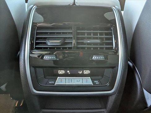 Used 2023 BMW X5 sDrive40i w/ Premium Package image 18