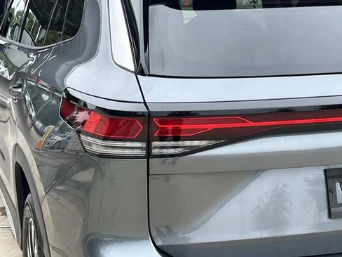 New 2026 Volkswagen Tiguan S FWD image 5