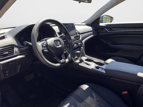 Used 2019 Honda Accord EX image 33
