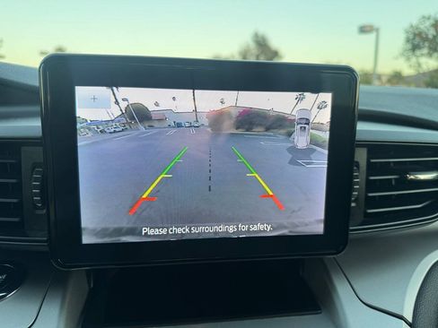 Used 2022 Ford Explorer XLT RWD image 19