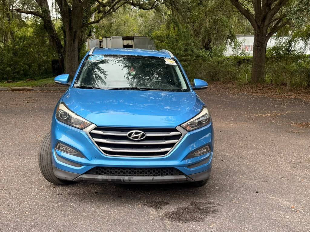 Used 2018 Hyundai Tucson SEL Plus FWD image 2