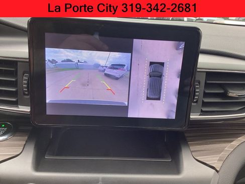 Used 2020 Ford Explorer Limited AWD/4WD image 14