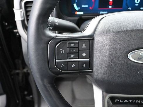 Used 2025 Ford F250 Platinum image 30