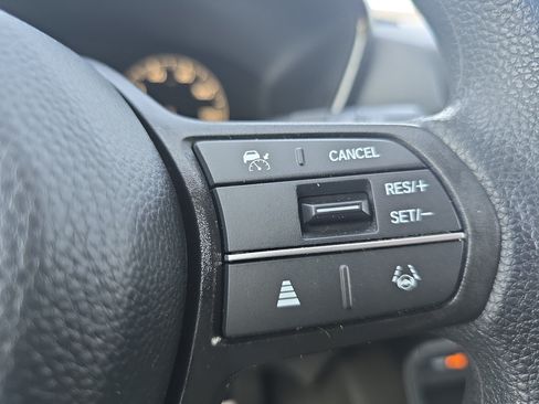 Used 2024 Honda CR-V EX image 17