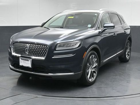 Certified 2022 Lincoln Nautilus Reserve w/ Equipment Group 201A AWD/4WD image 3