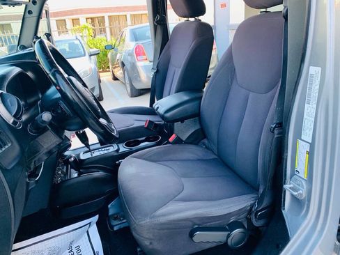 Used 2014 Jeep Wrangler Unlimited Sport w/ Quick Order Package 24S image 22