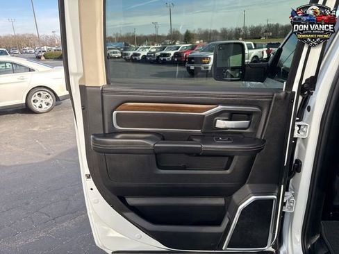 Used 2024 RAM 2500 Laramie AWD/4WD image 29