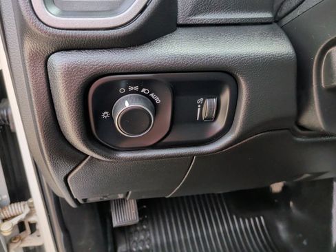 Used 2024 RAM 3500 Tradesman AWD/4WD image 15