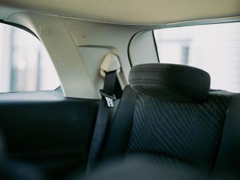 Used 2019 Dodge Journey SE image 13