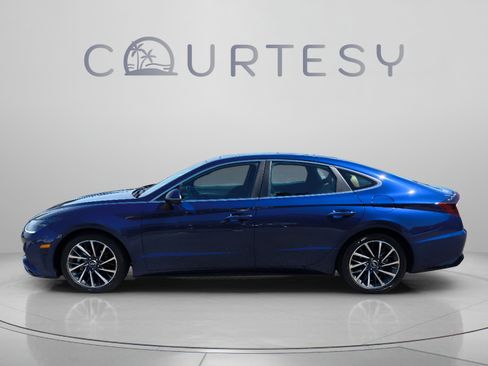 Used 2020 Hyundai Sonata Limited w/ Cargo Package FWD image 2